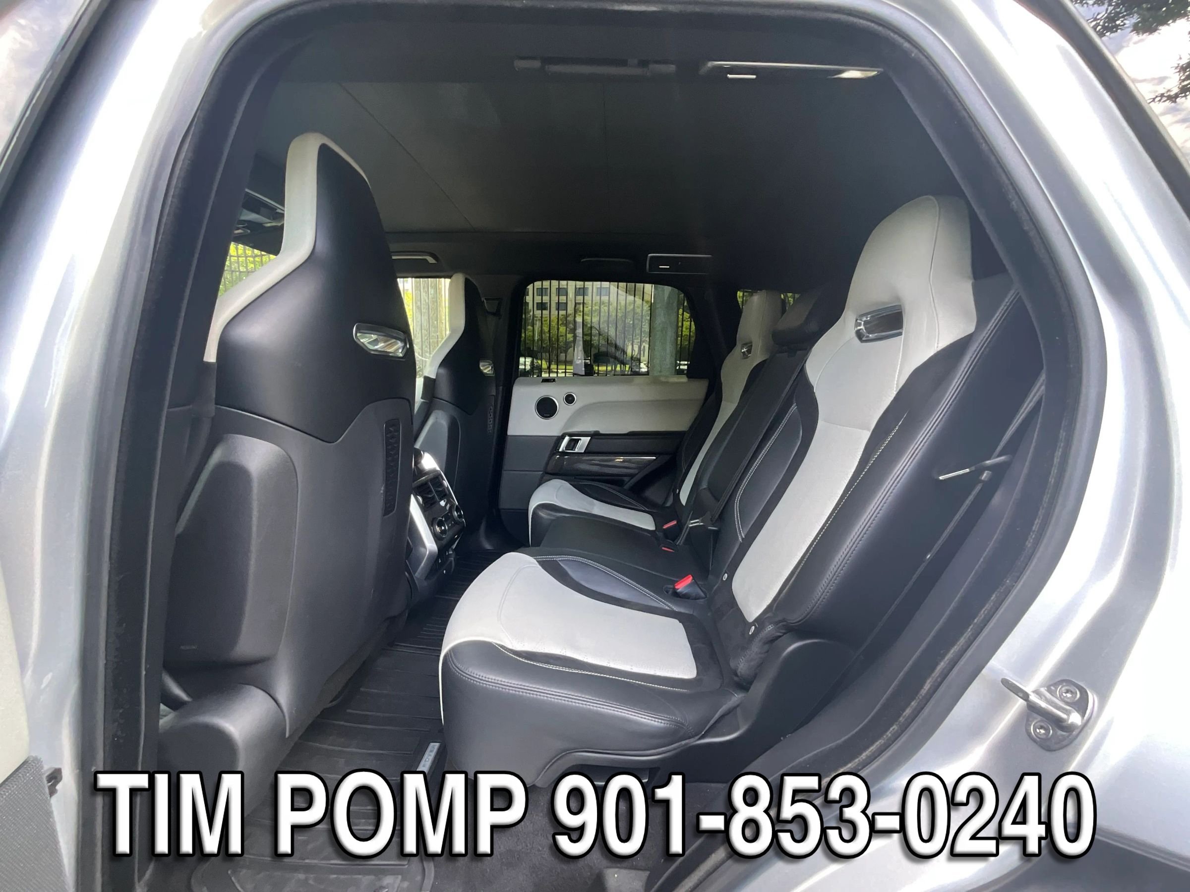 Used 2019 Land Rover Range Rover Sport SVR AWD/4WD image 22