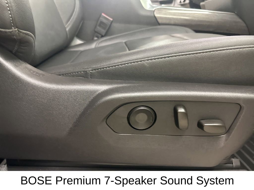 Used 2025 Chevrolet Silverado 2500 LTZ w/ LTZ Convenience Package image 21