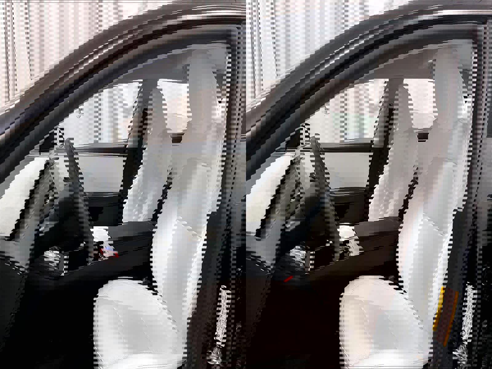 Used 2025 Tesla Model 3 Long Range image 10