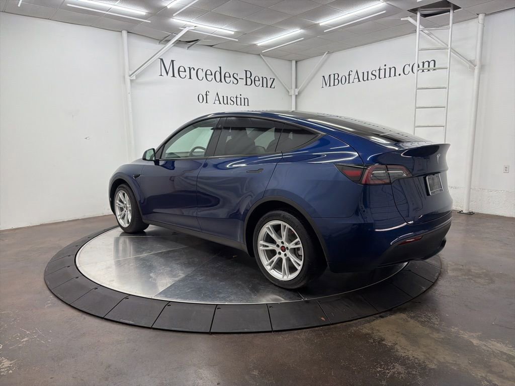 Used 2022 Tesla Model Y Long Range AWD/4WD image 5