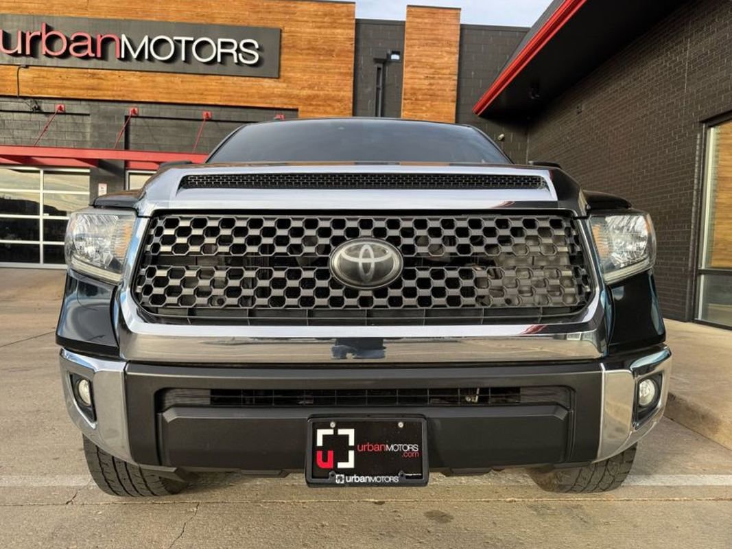 Used 2018 Toyota Tundra SR5 w/ SR5 Upgrade Package image 7
