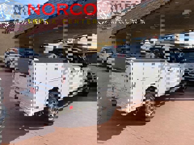 Used 2019 Ford F250 XL w/ Power Equipment Group image 4