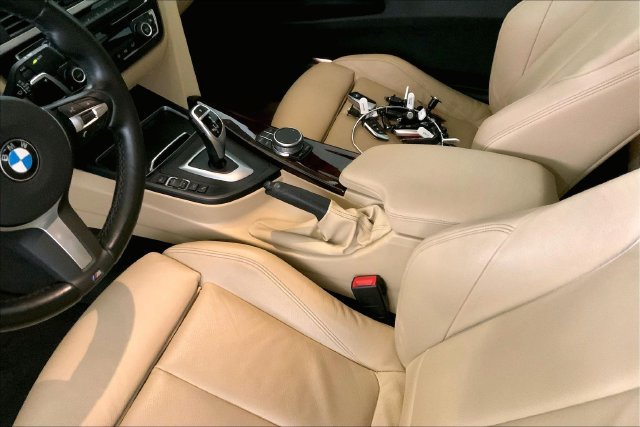 Used 2020 BMW 430i Coupe w/ M Sport Package RWD image 8