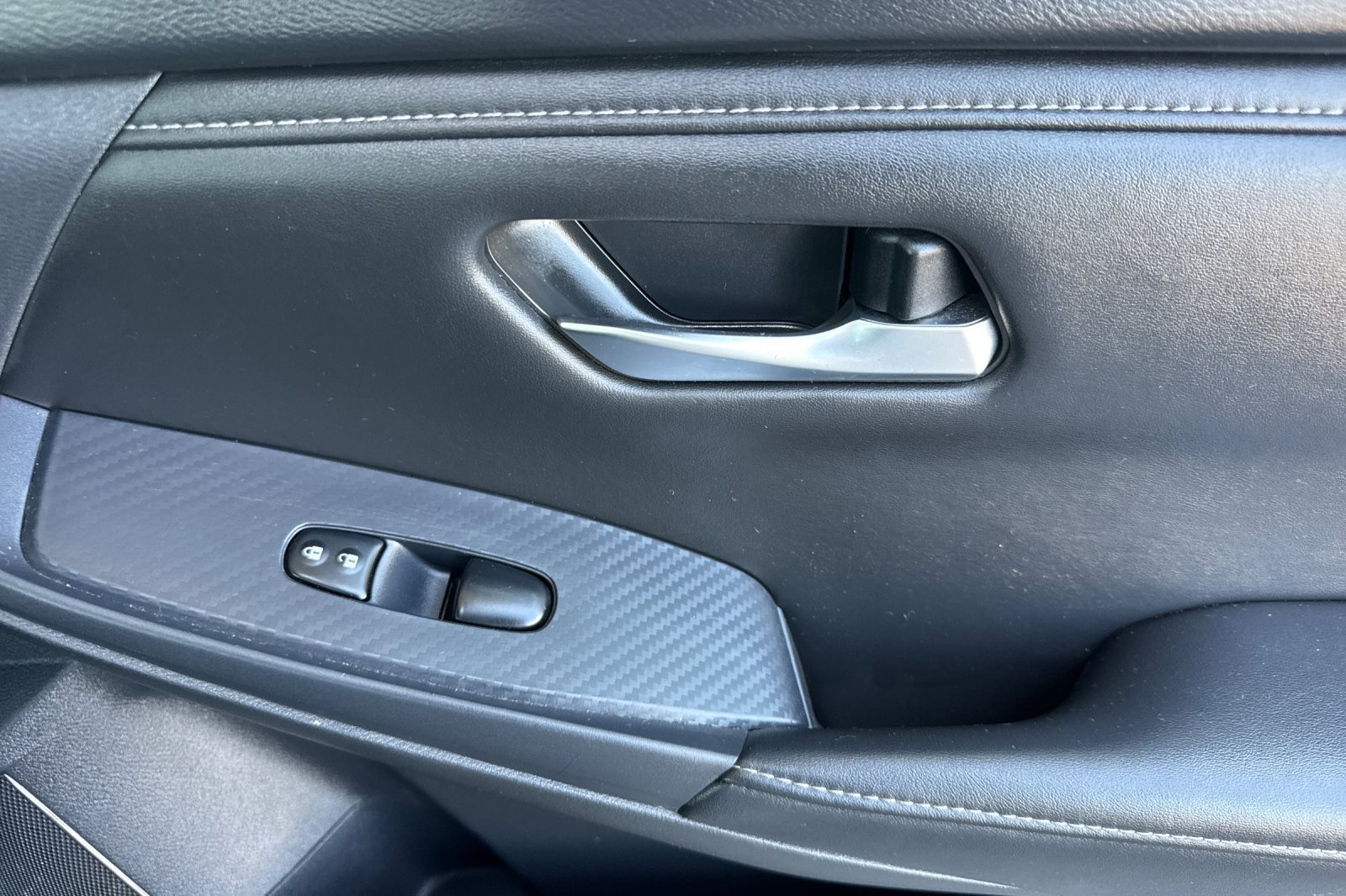 Certified 2024 Nissan Sentra SV FWD image 21
