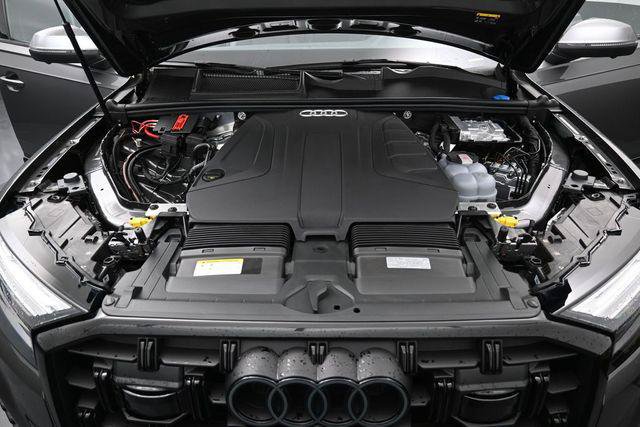 Certified 2025 Audi Q7 2.0T Premium Plus w/ Premium Plus Package AWD/4WD image 40