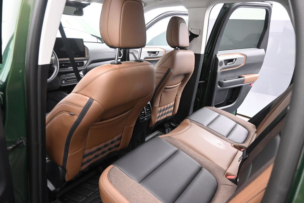 Used 2025 Ford Bronco Sport Outer Banks w/ Outer Banks Tech Package+ AWD/4WD image 15