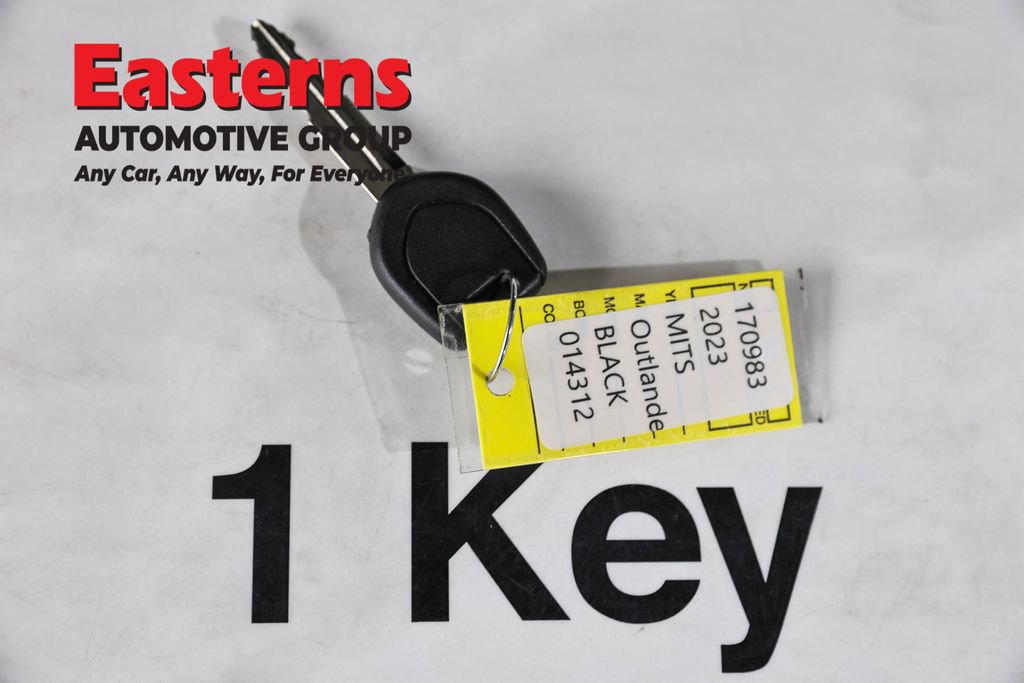 Used 2023 Mitsubishi Outlander Sport AWD image 23