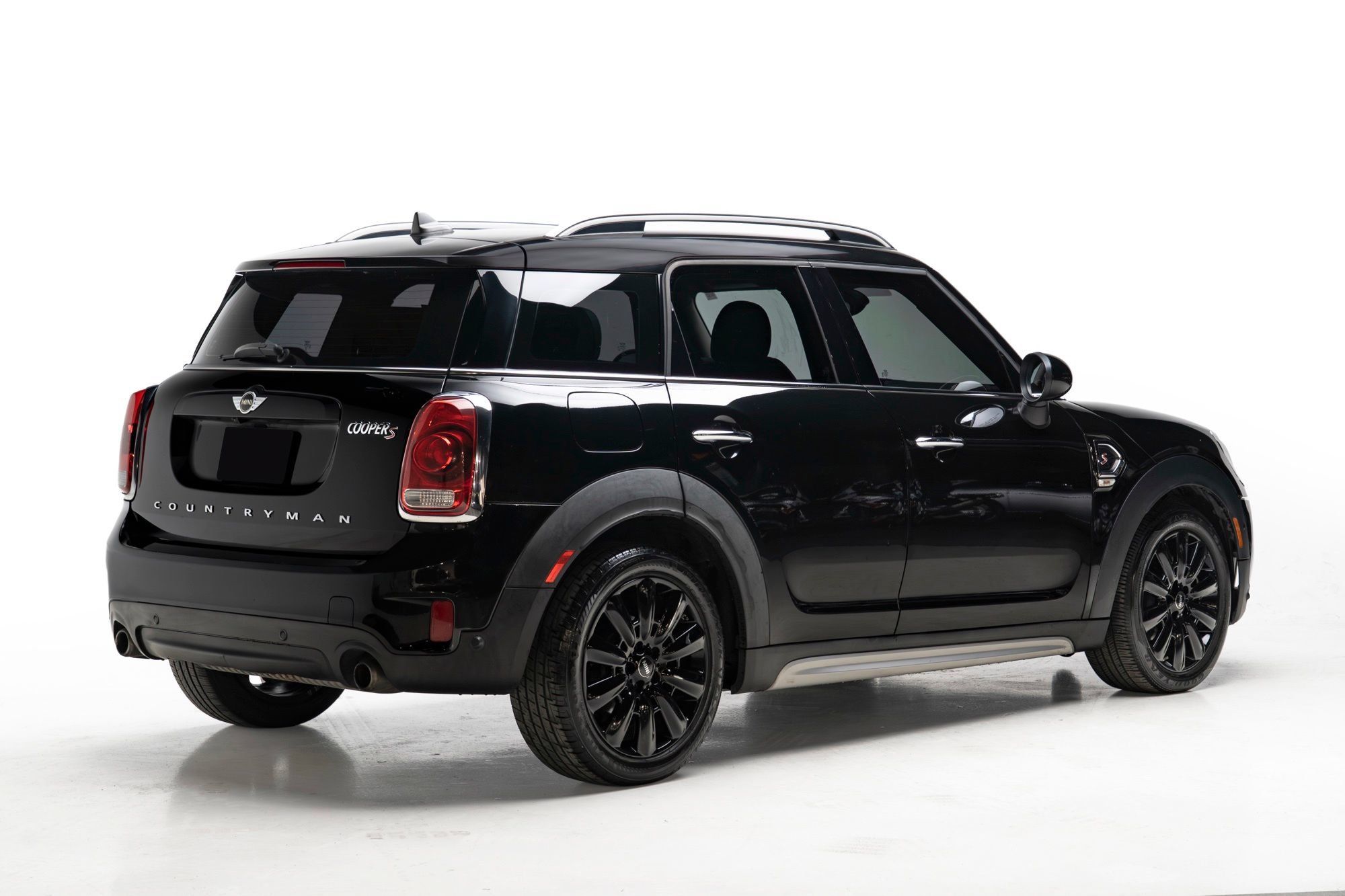 Used 2018 MINI Cooper Countryman S FWD image 8