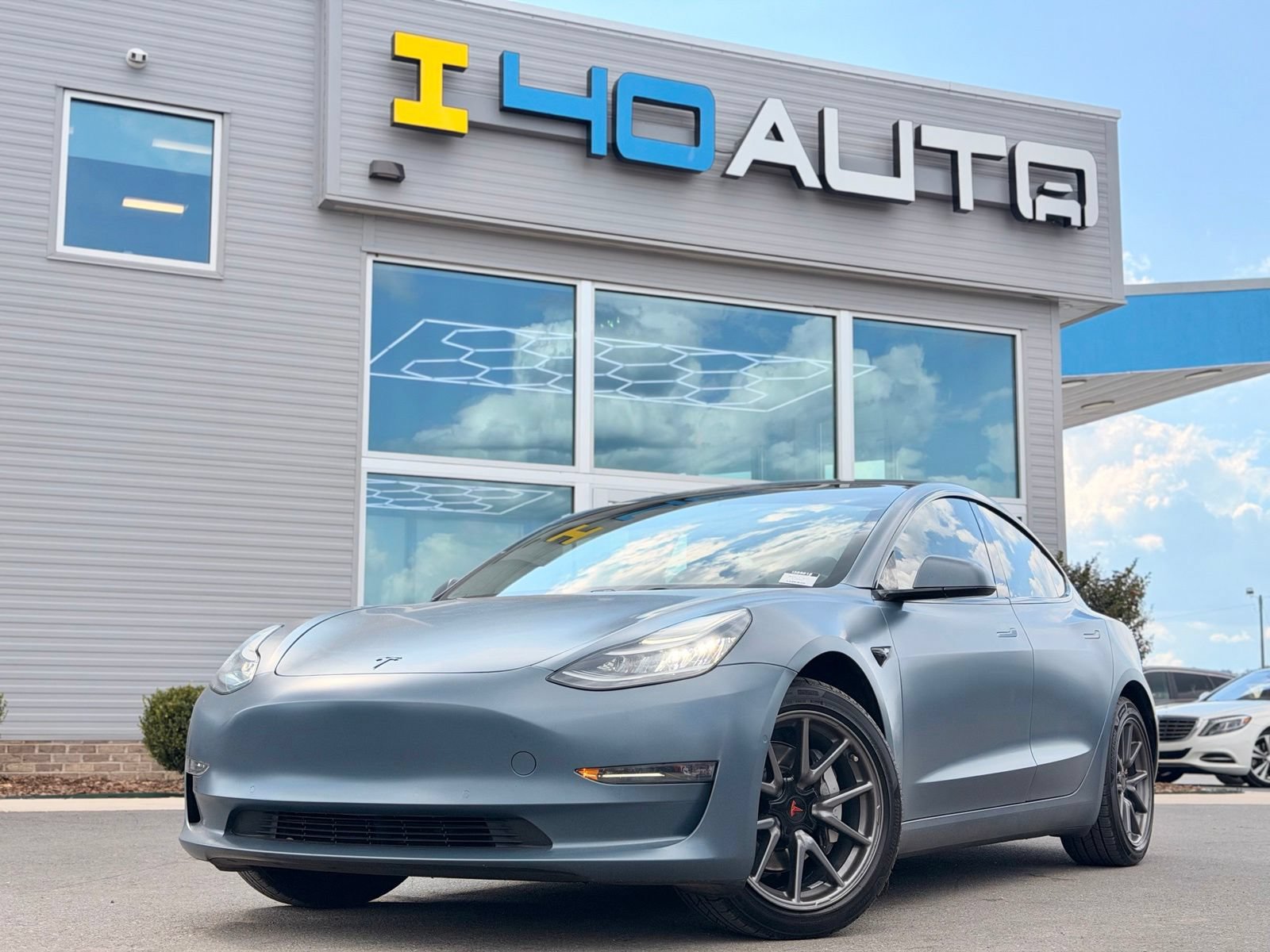 Used 2019 Tesla Model 3 Long Range AWD/4WD image 1