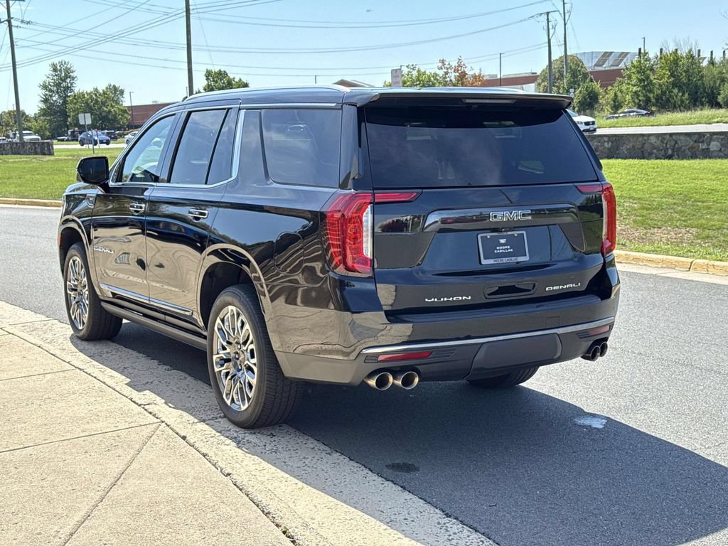 Used 2024 GMC Yukon Denali Ultimate AWD/4WD image 21