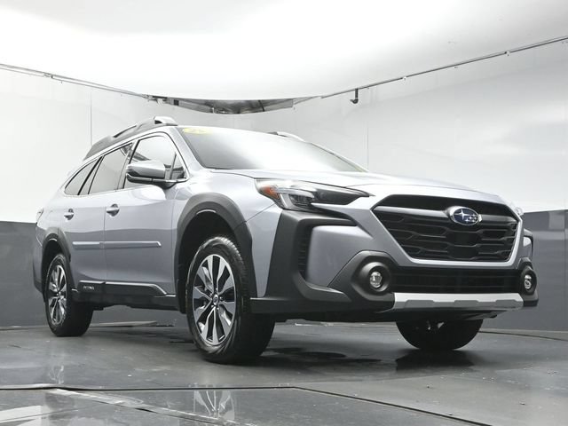 Certified 2025 Subaru Outback Touring w/ Popular Package #2 AWD/4WD image 34