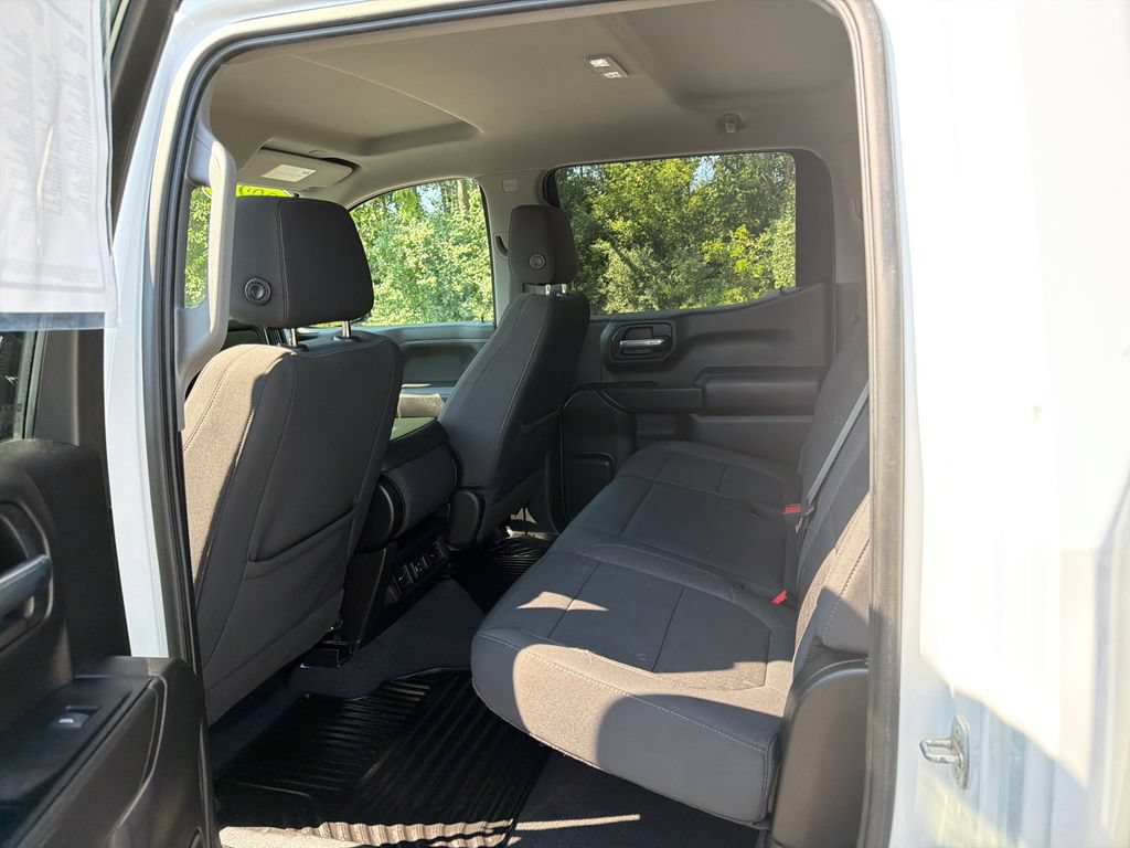 Used 2022 Chevrolet Silverado 1500 LT AWD/4WD image 22