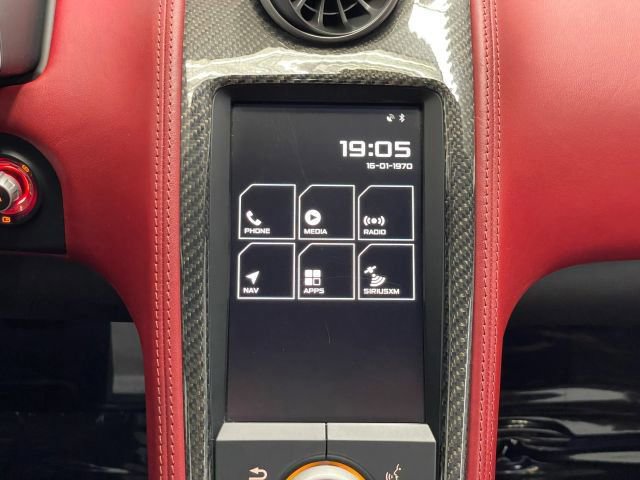 Used 2015 McLaren 650S Spider RWD image 32