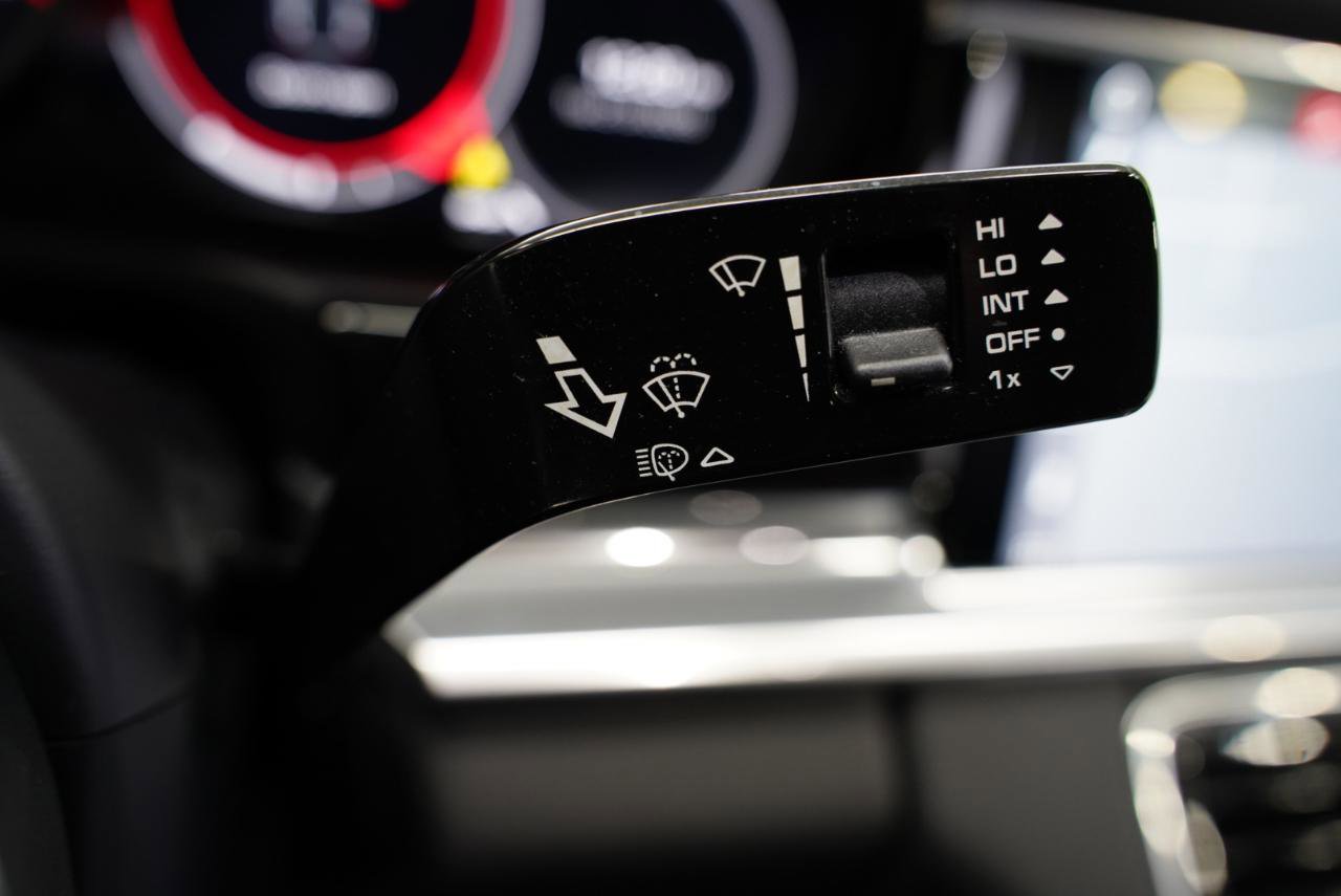 Used 2019 Porsche Panamera 4 Executive AWD/4WD image 15