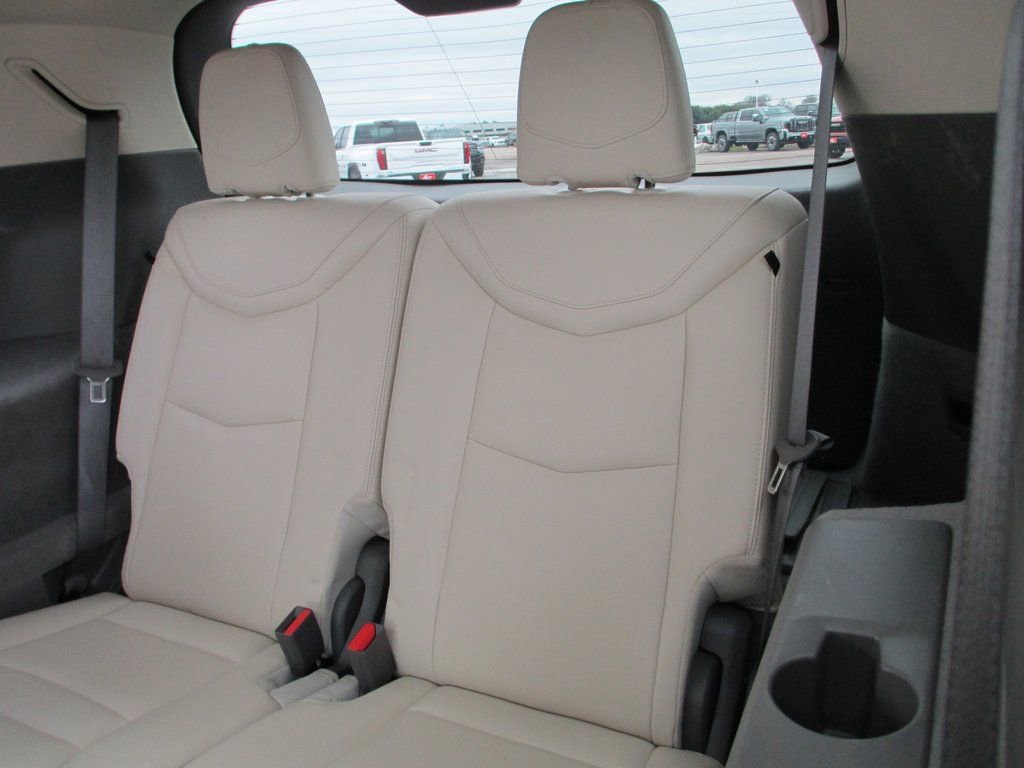 Used 2021 Cadillac XT6 Premium Luxury image 21