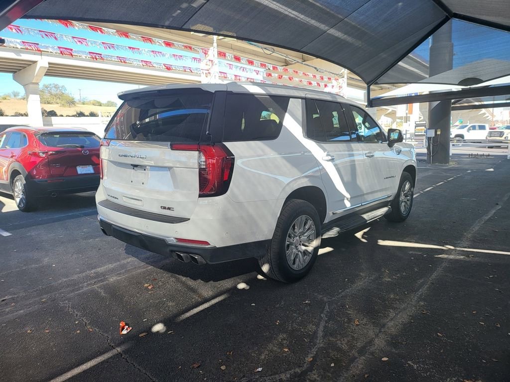 Used 2025 GMC Yukon Denali image 14