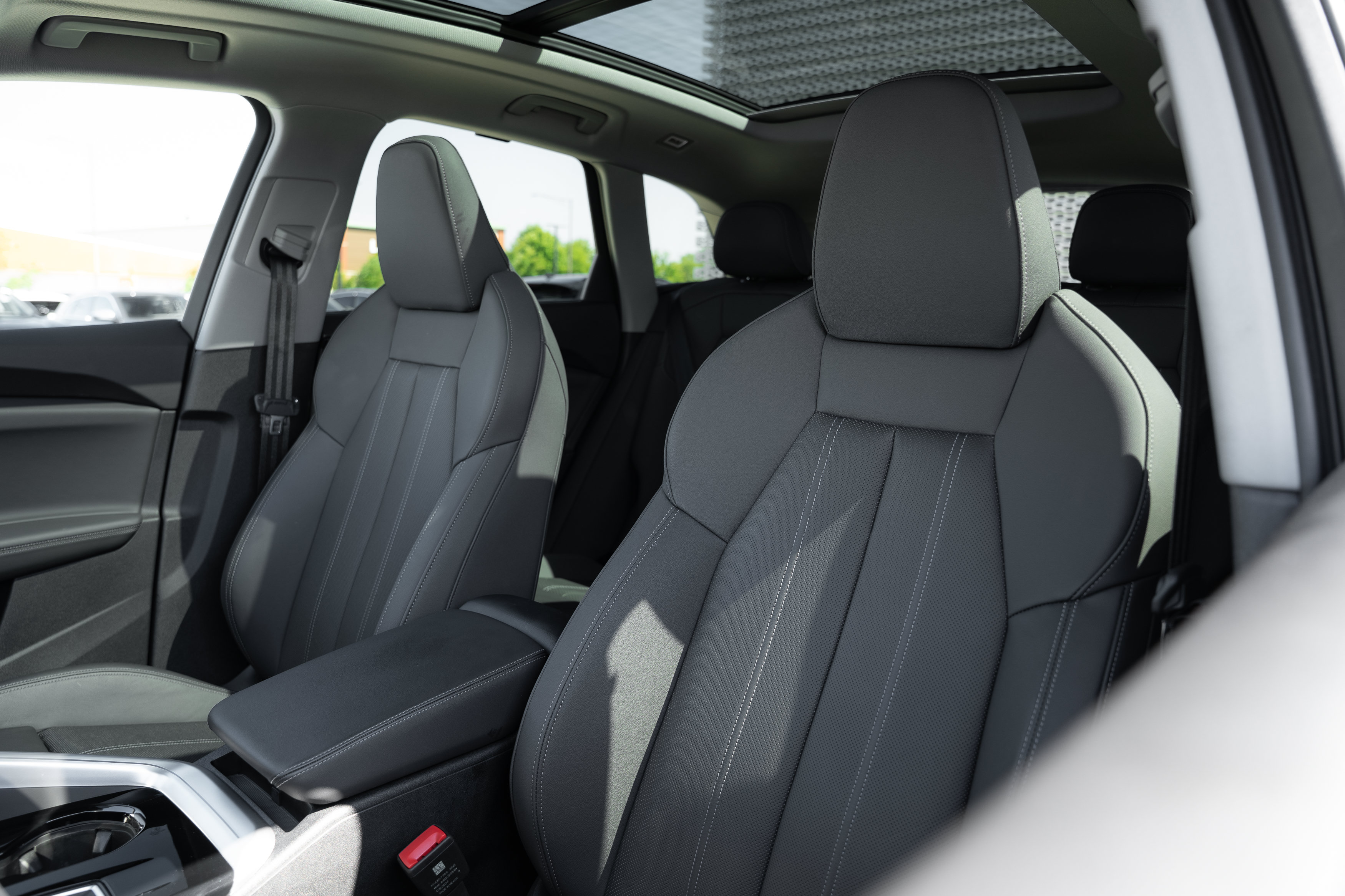 Certified 2025 Audi Q5 Premium Plus w/ Premium Plus AWD/4WD image 25