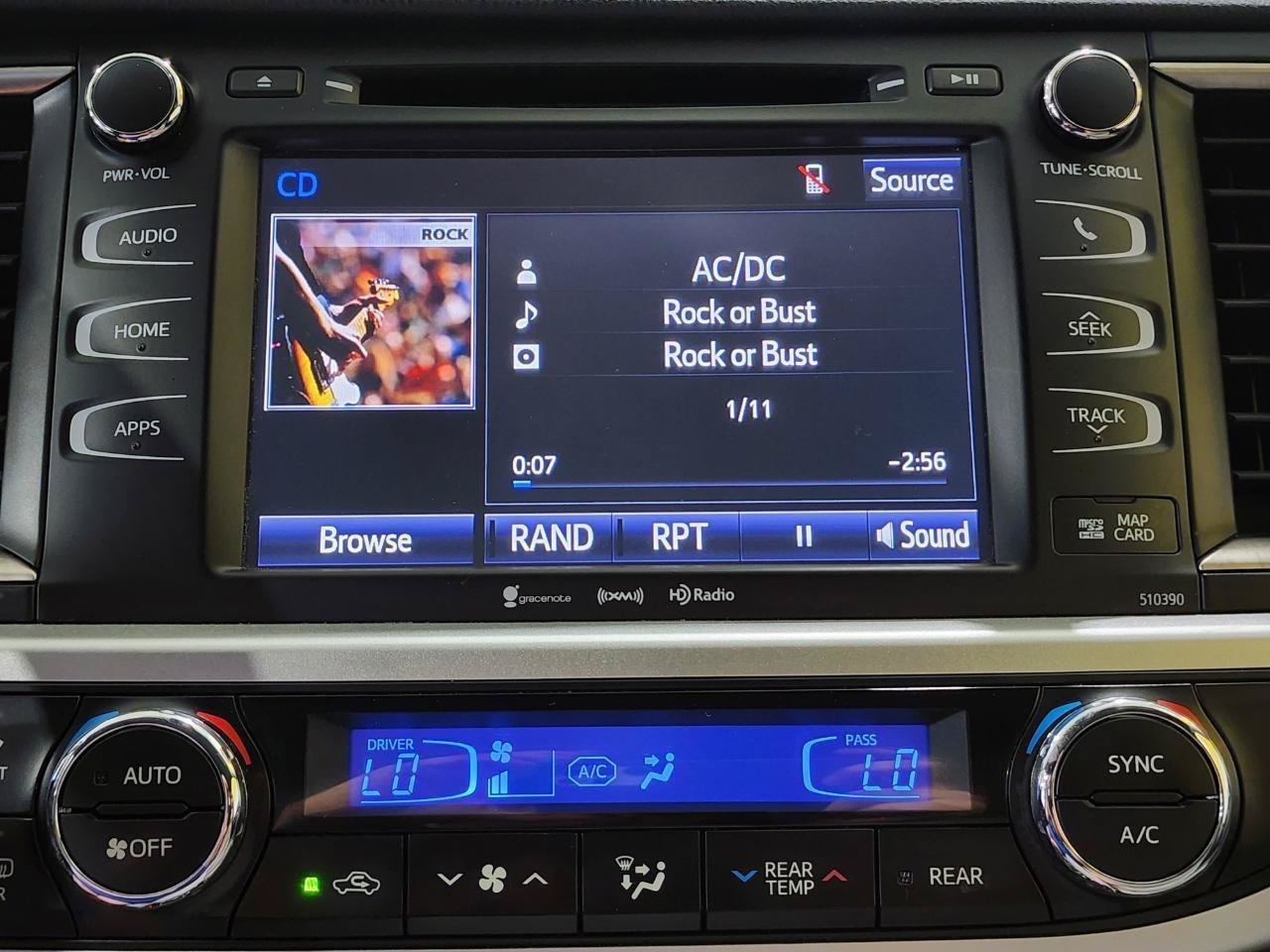 Used 2019 Toyota Highlander XLE AWD/4WD image 21