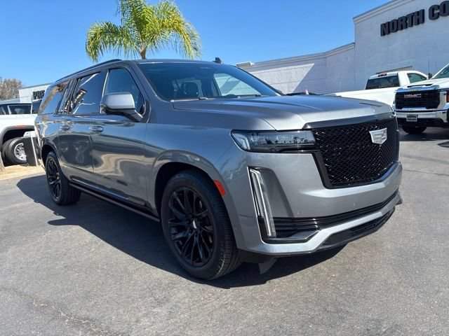 Used 2021 Cadillac Escalade ESV Sport w/ Driver Assist Tech Package AWD/4WD image 7