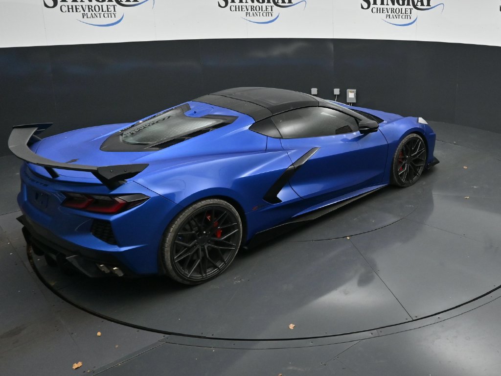 Used 2022 Chevrolet Corvette Stingray Preferred Cpe w/ Z51 Performance Package RWD image 24
