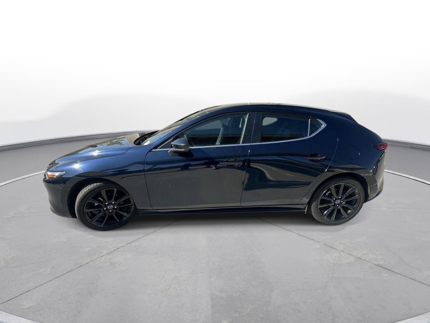 Used 2024 MAZDA MAZDA3 s FWD image 9