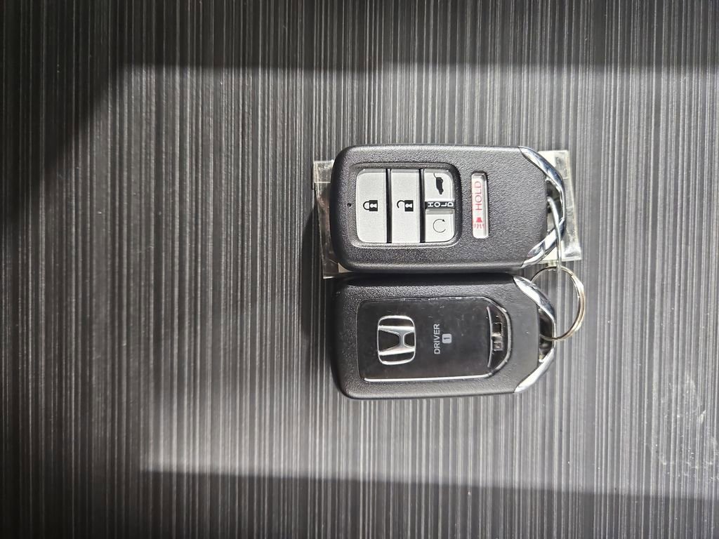 Used 2019 Honda Pilot Touring image 28