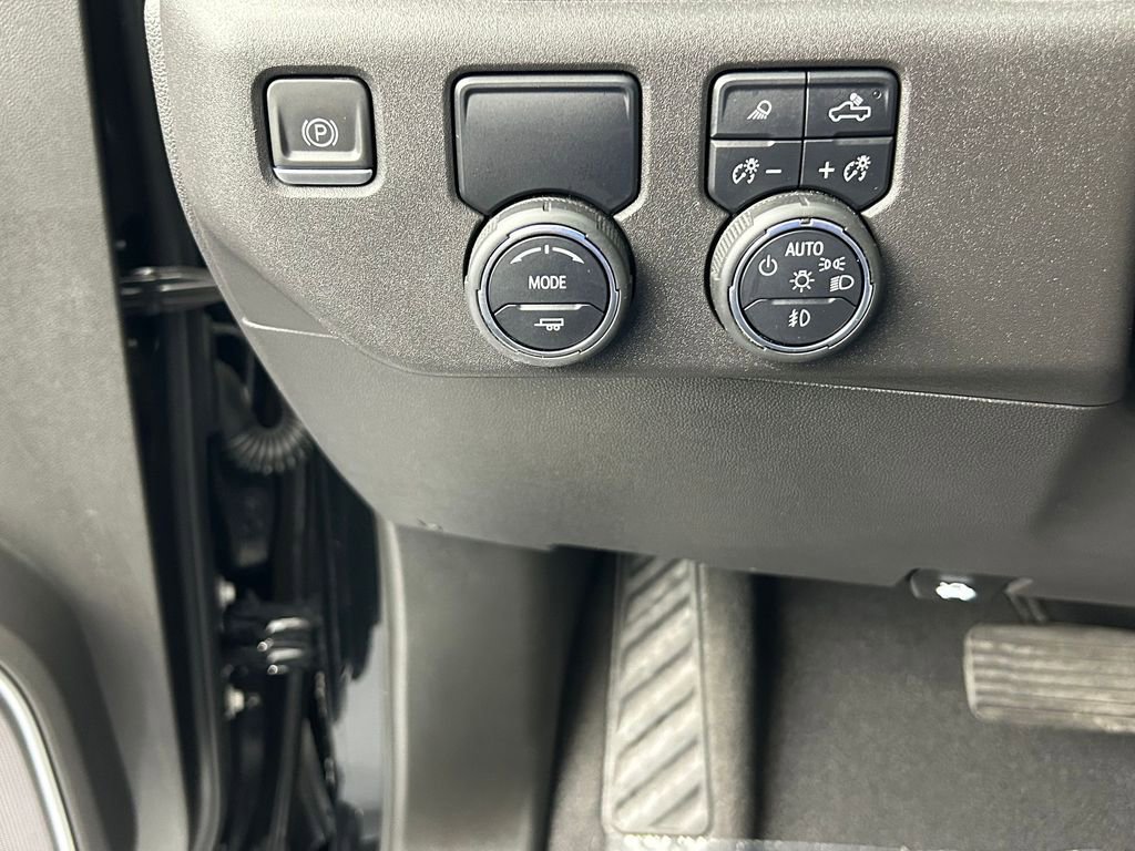 Used 2022 Chevrolet Silverado 1500 High Country image 39