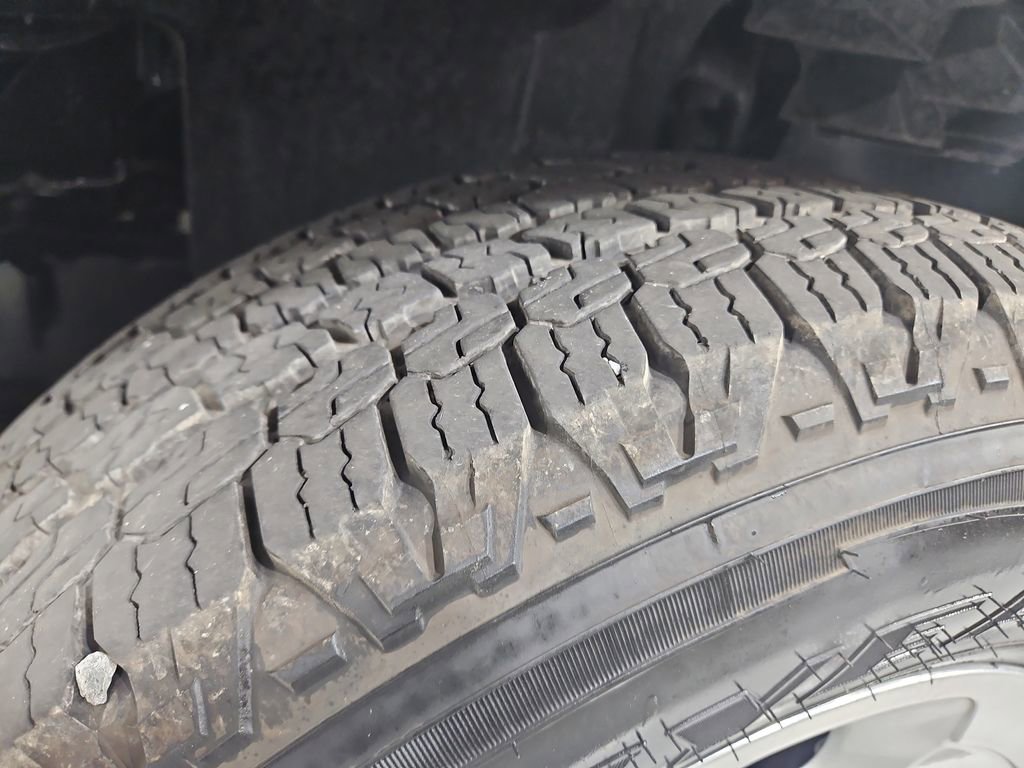 Used 2015 Jeep Wrangler Unlimited Sahara image 26