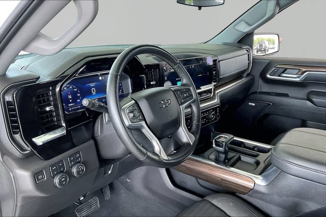 Used 2023 Chevrolet Silverado 1500 RST w/ Convenience Package II AWD/4WD image 12