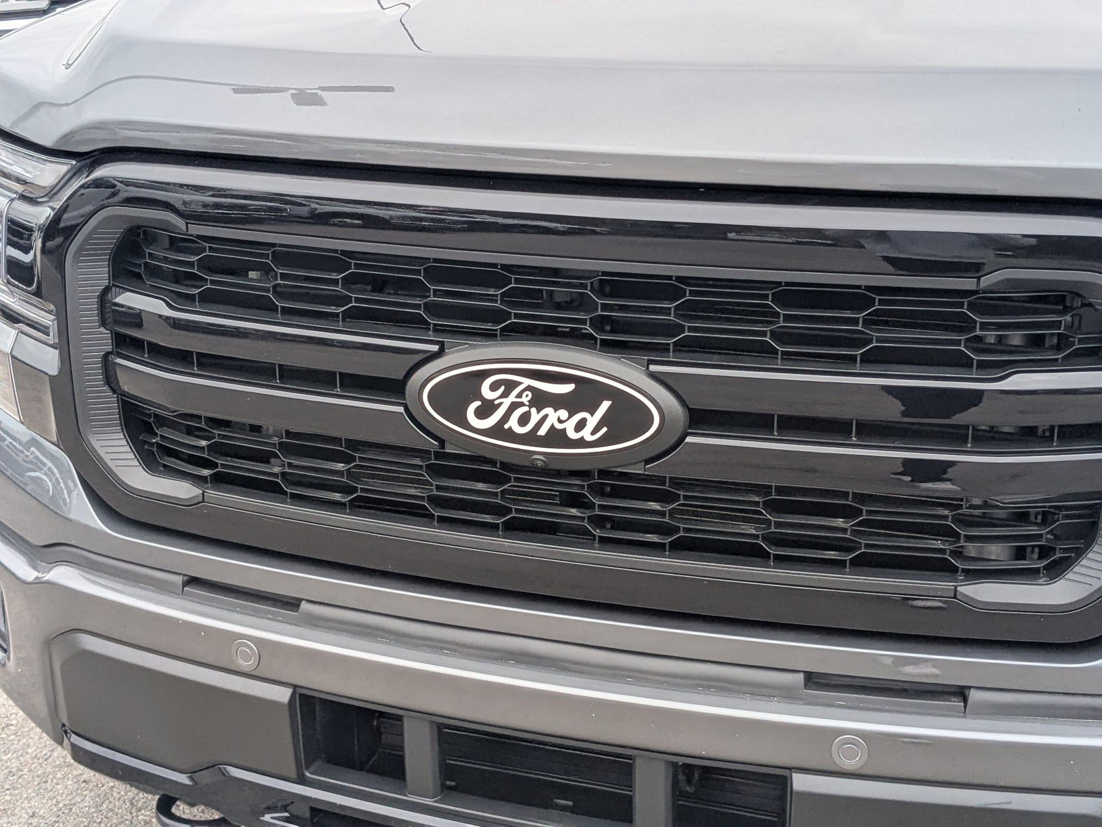 Used 2025 Ford F150 Lariat w/ Bed Utility Package AWD/4WD image 13