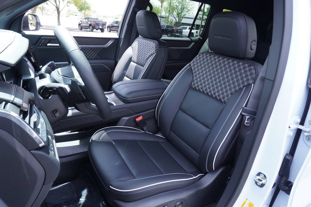 New 2026 GMC Acadia Denali w/ Super Cruise Package FWD image 14