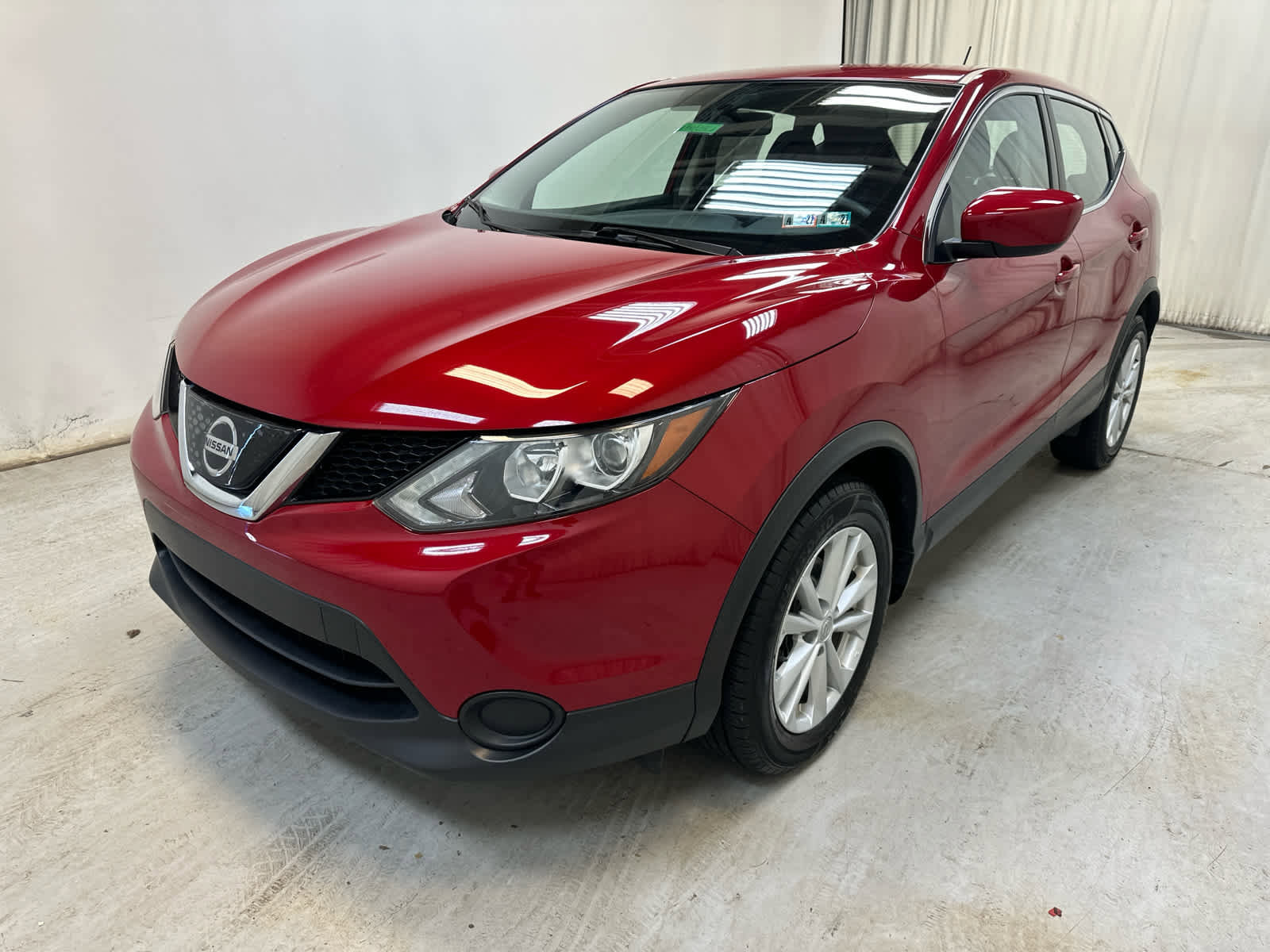 Certified 2018 Nissan Rogue Sport S w/ S Appearance Package AWD/4WD image 9