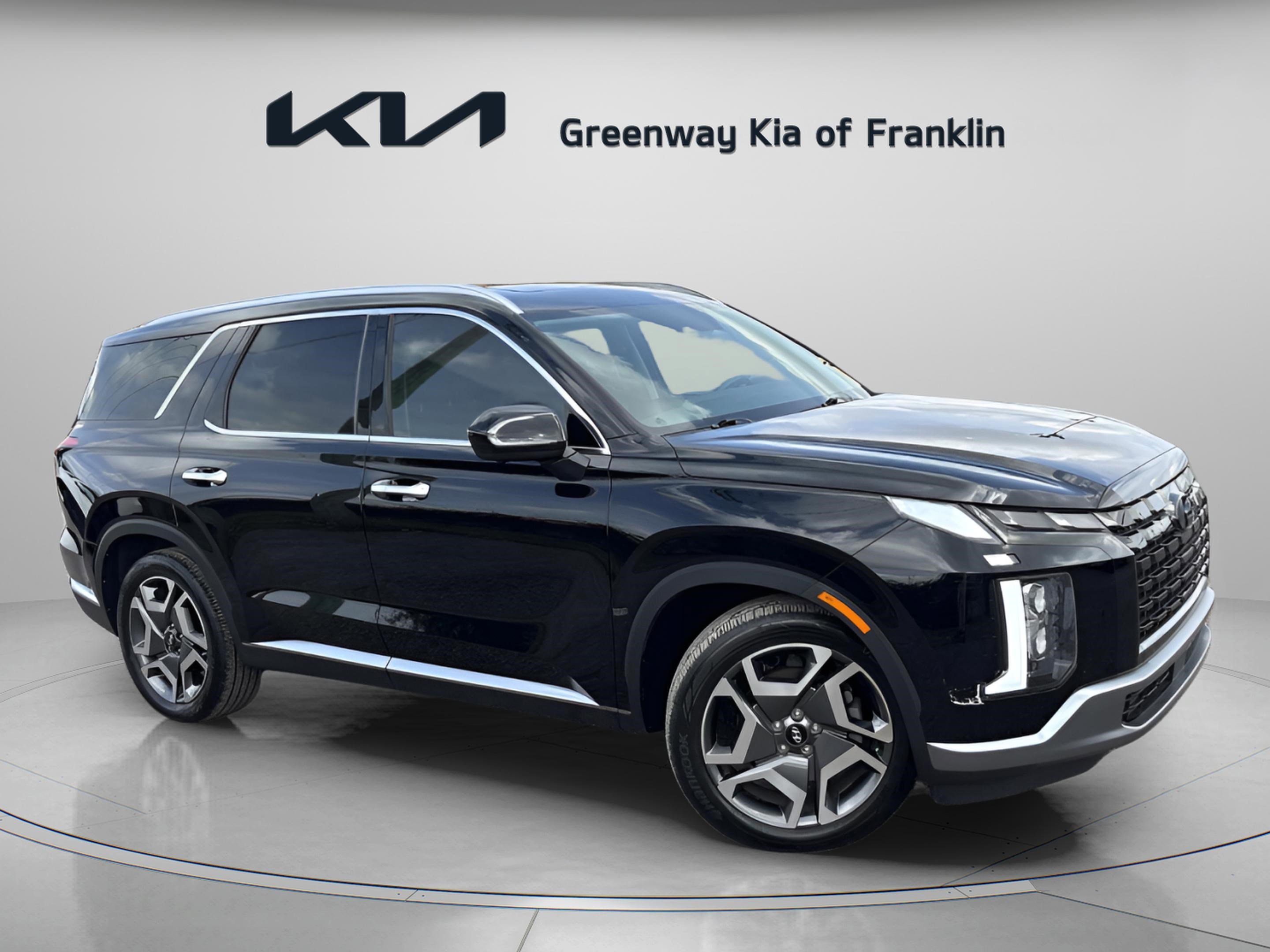 Used 2024 Hyundai Palisade Limited image 1