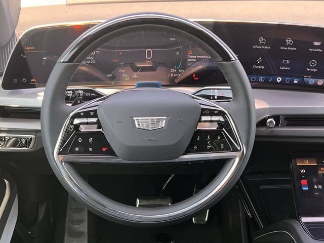 New 2027 Cadillac Vistiq Luxury AWD/4WD image 11