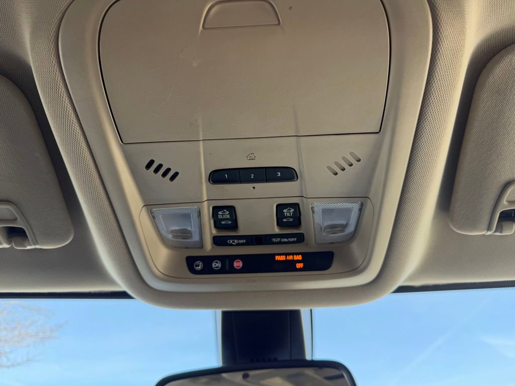 Used 2017 GMC Acadia Denali w/ Technology Package image 28