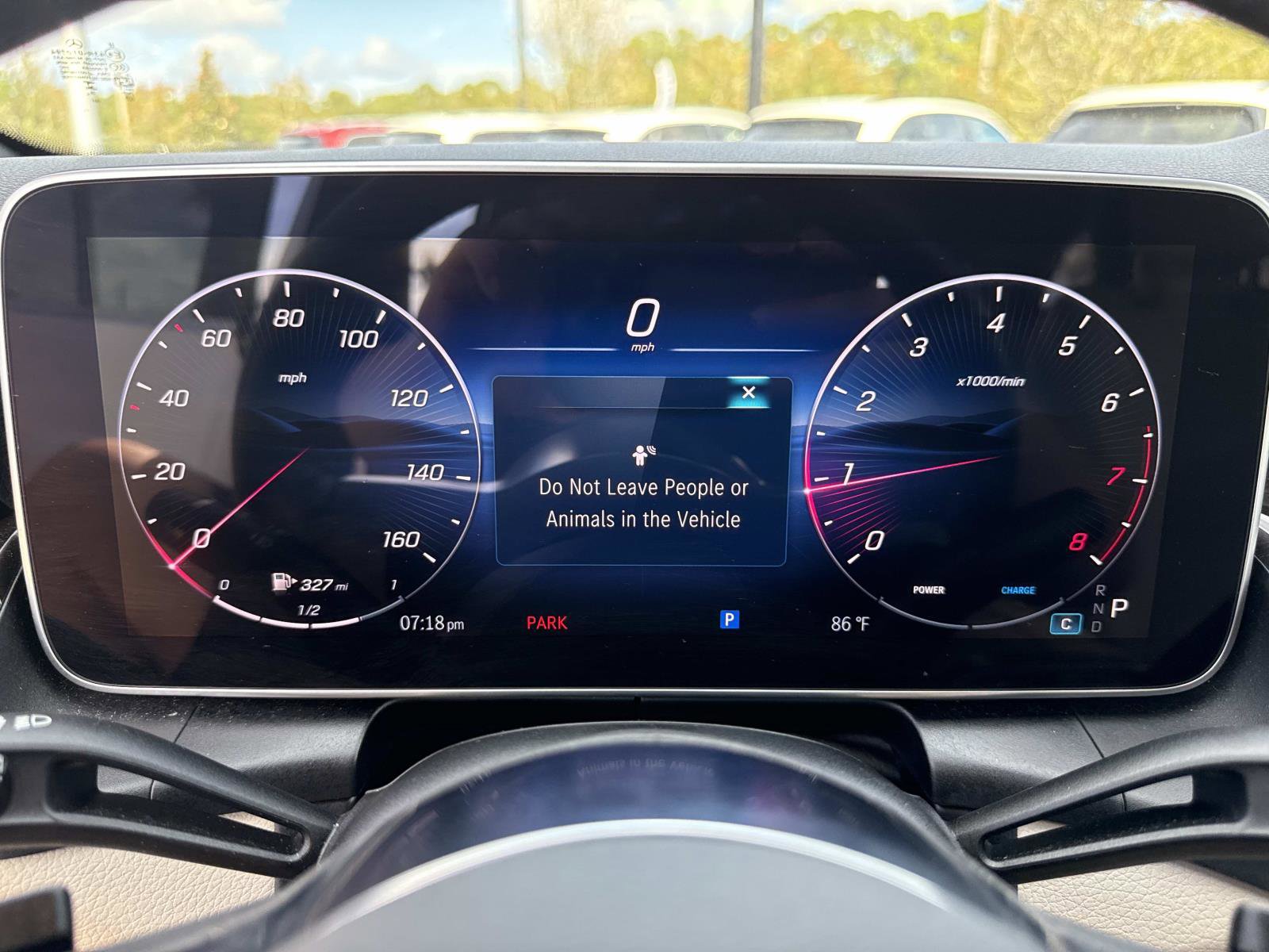 Used 2025 Mercedes-Benz GLC 300 image 33