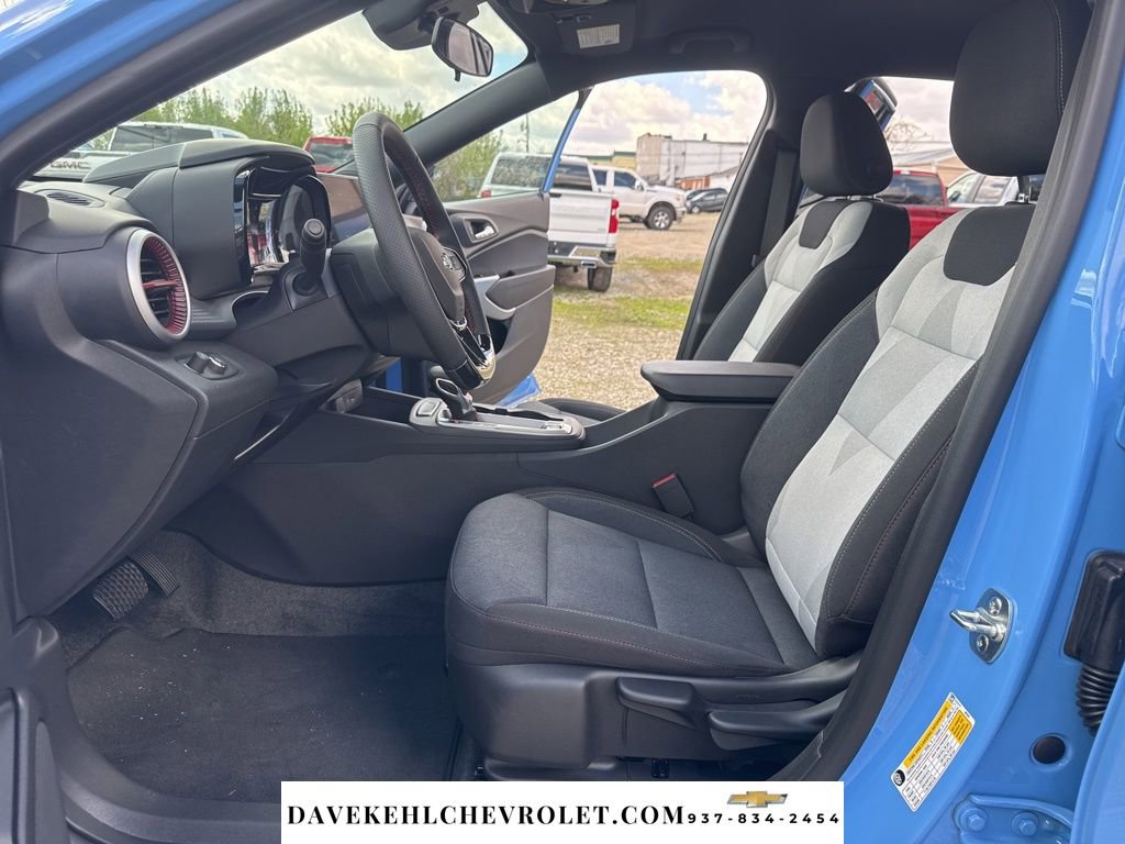 Used 2024 Chevrolet Trax RS w/ Driver Confidence Package image 15