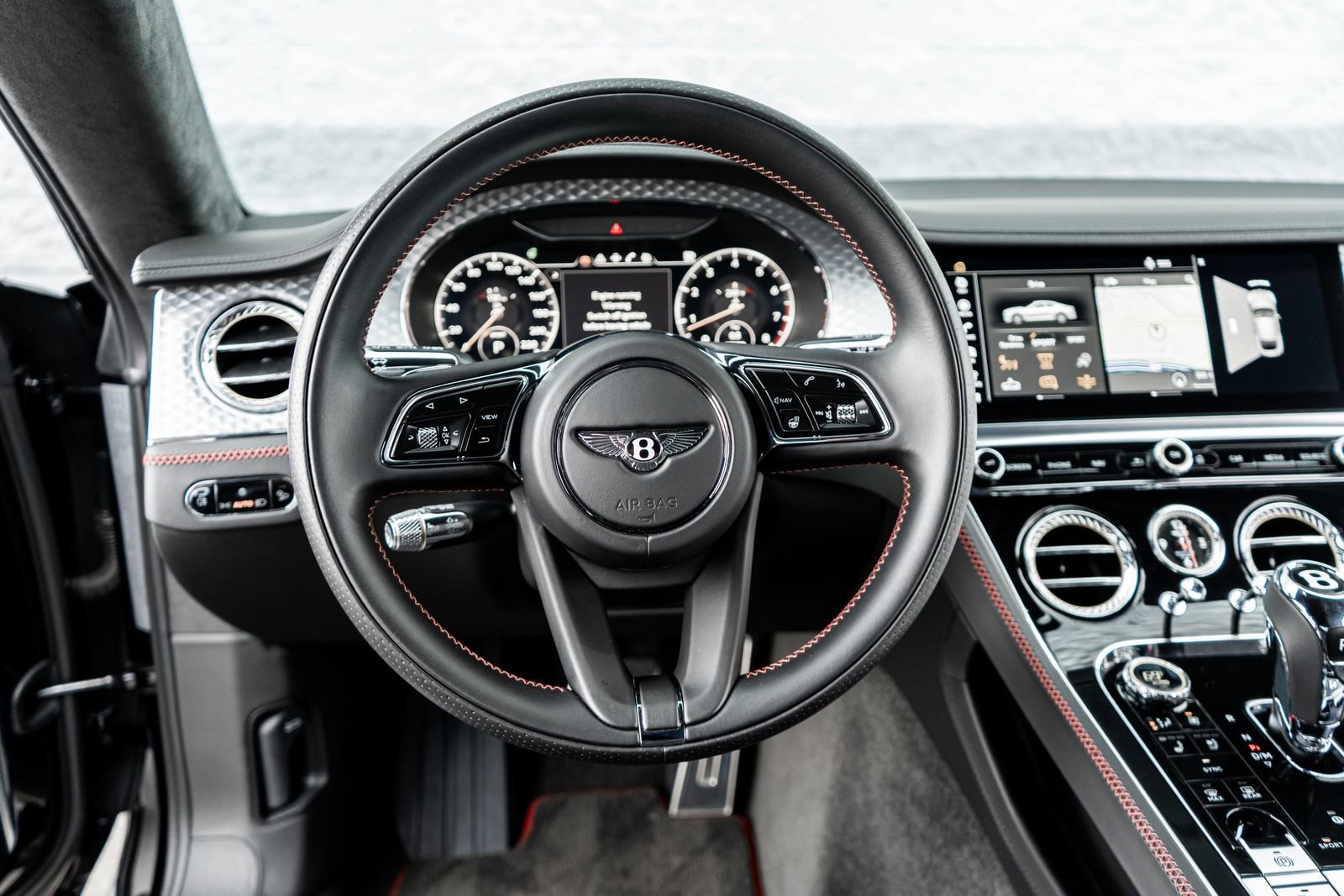 Used 2022 Bentley Continental GT image 31