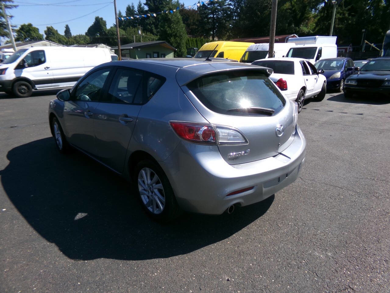 Used 2013 MAZDA MAZDA3 i Touring image 6
