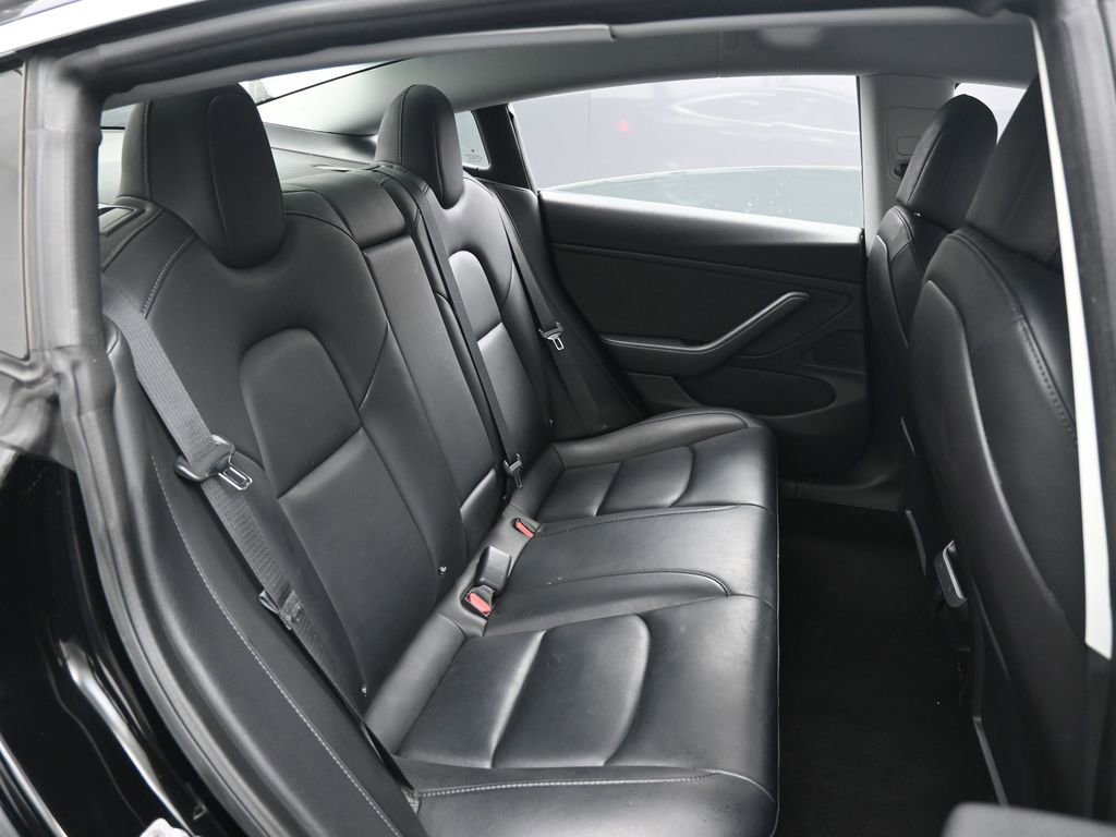 Used 2018 Tesla Model 3 Mid Range image 30