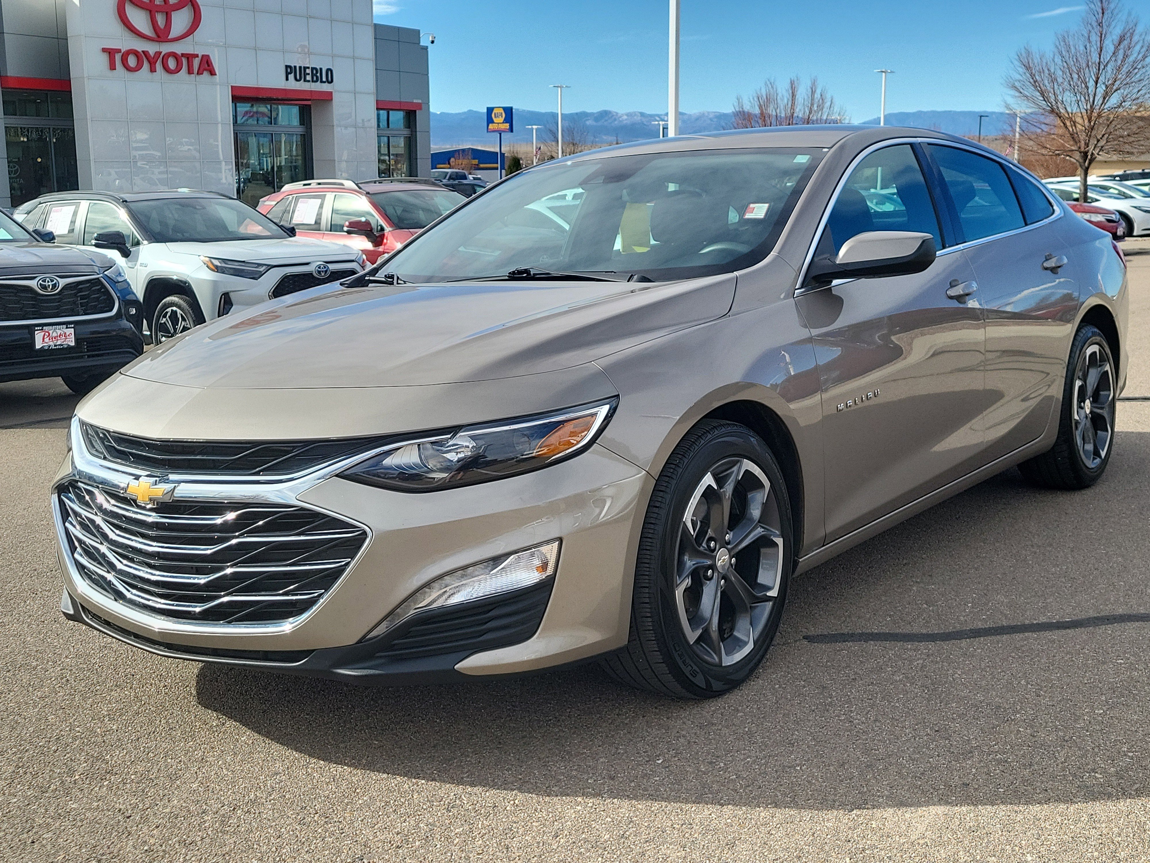 Used 2023 Chevrolet Malibu LT image 4