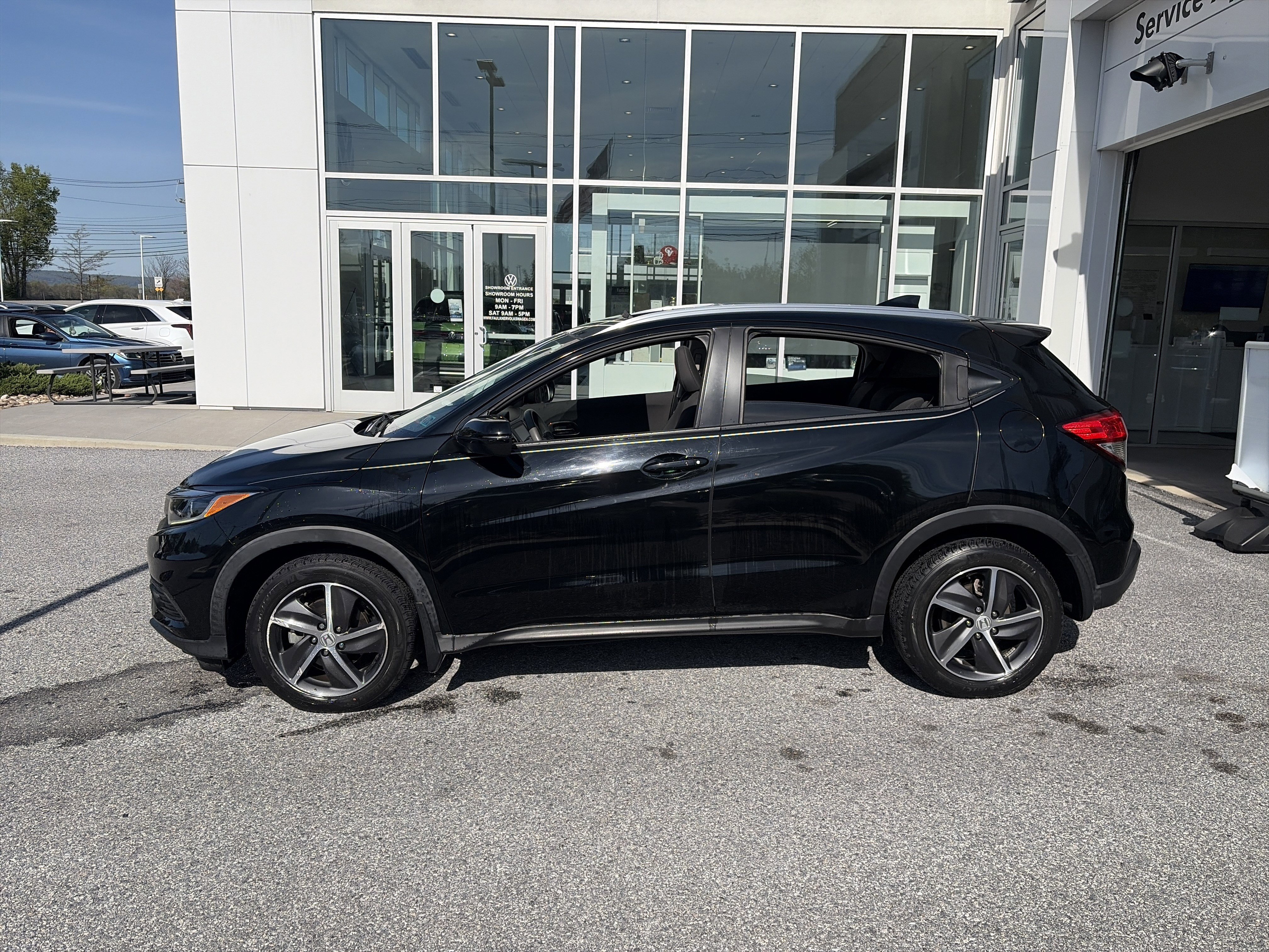 Used 2021 Honda HR-V EX image 12