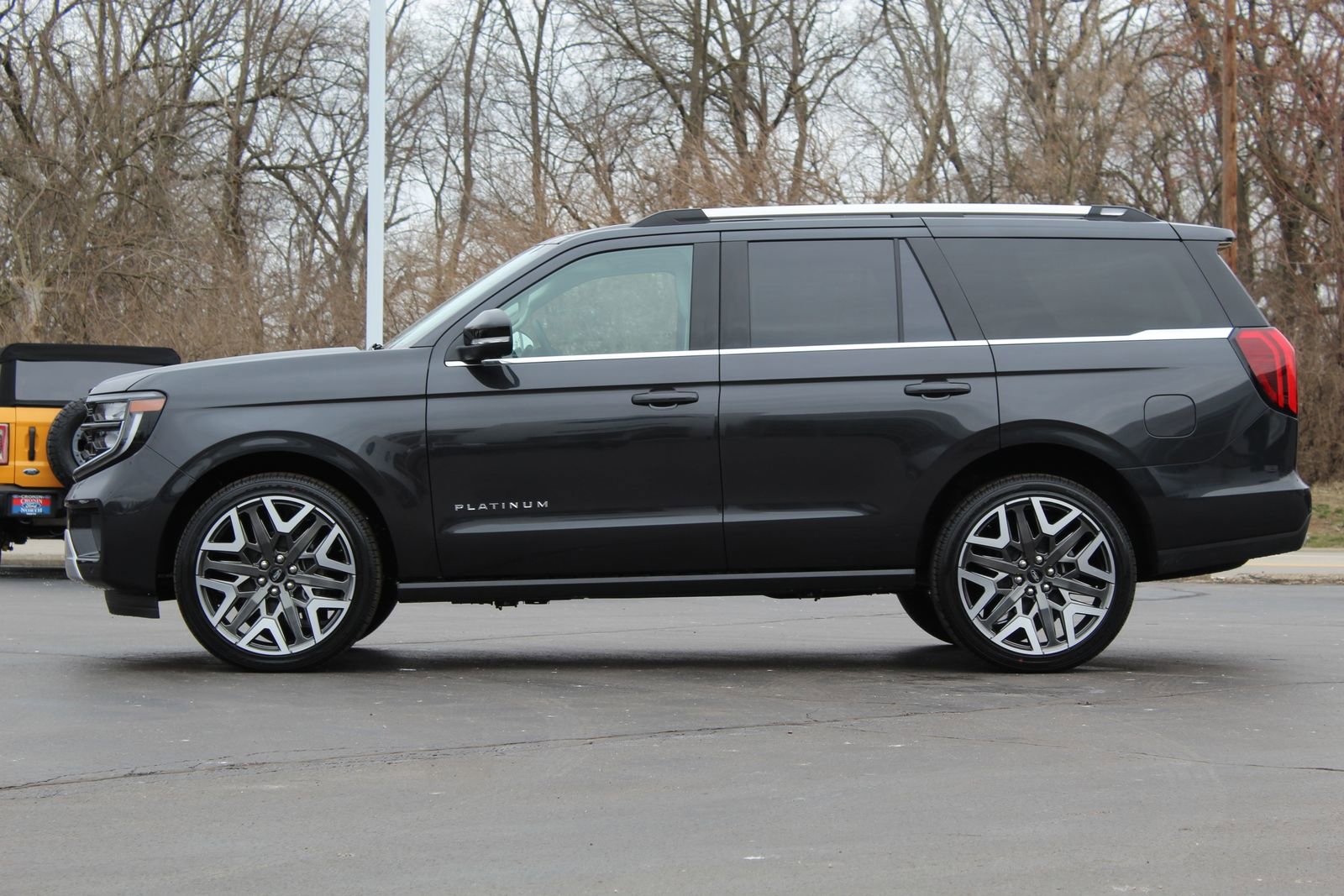New 2026 Ford Expedition Platinum w/ Platinum Ultimate Package image 4