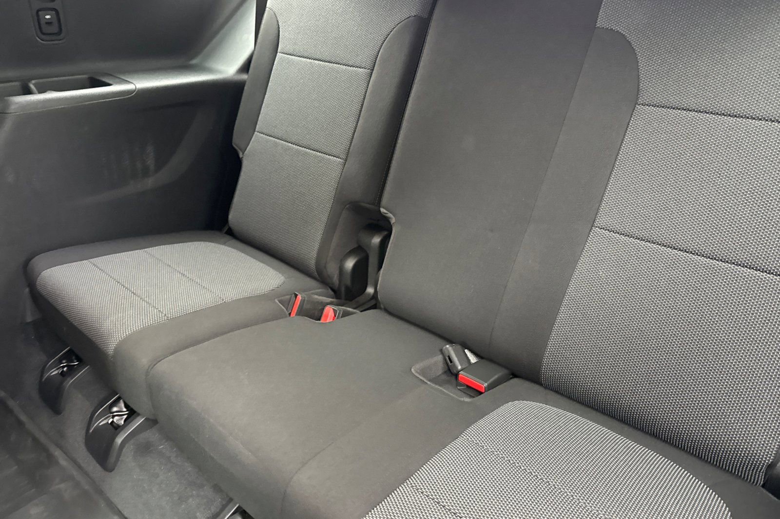 Certified 2022 Chevrolet Traverse LT w/ LPO, Floor Liner Package image 16