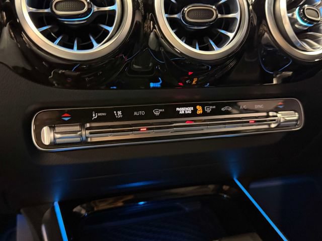 Certified 2024 Mercedes-Benz GLA 250 4MATIC image 29