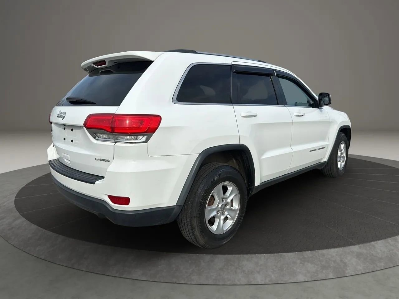 Used 2014 Jeep Grand Cherokee Laredo w/ Quick Order Package 23E AWD/4WD image 5