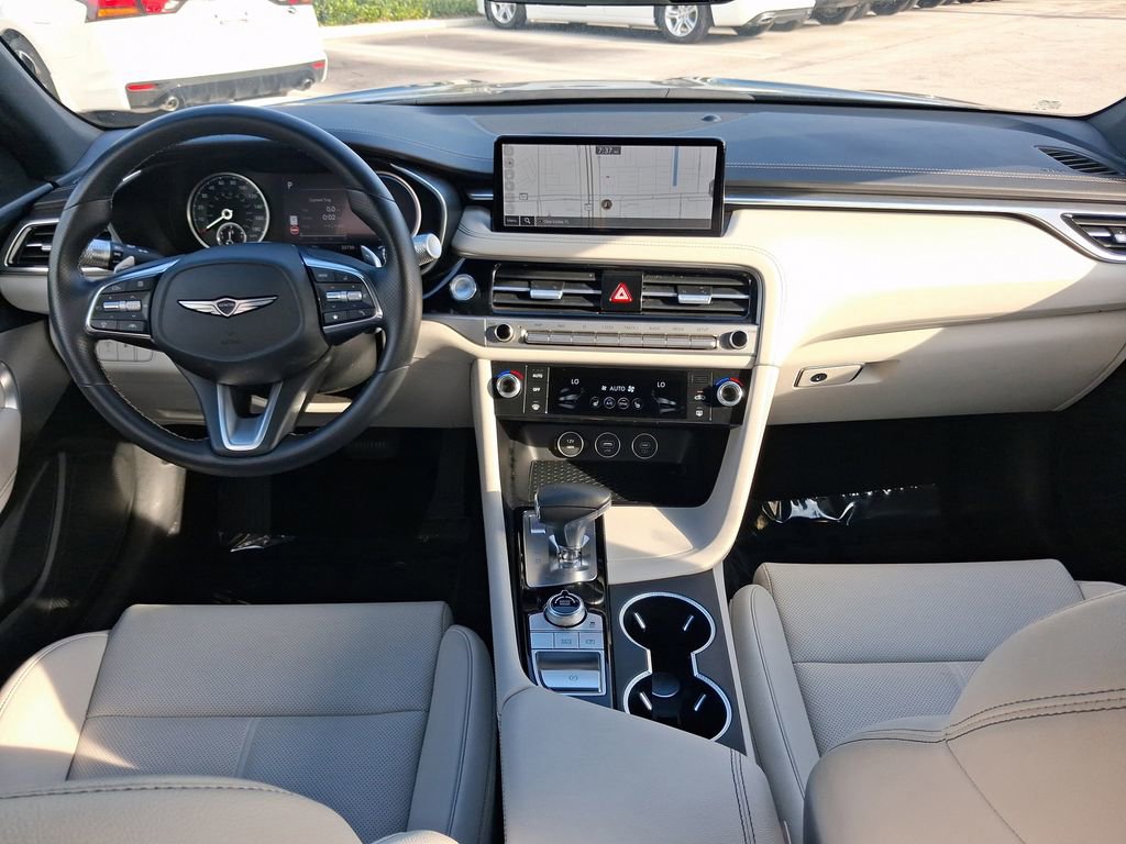 Used 2025 Genesis G70 2.5T RWD image 9