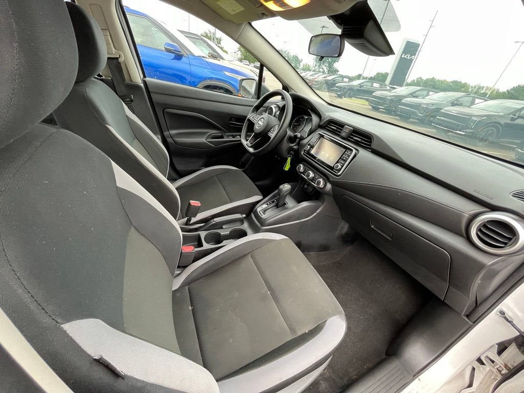 Used 2025 Nissan Versa S w/ Trunk Package FWD image 25