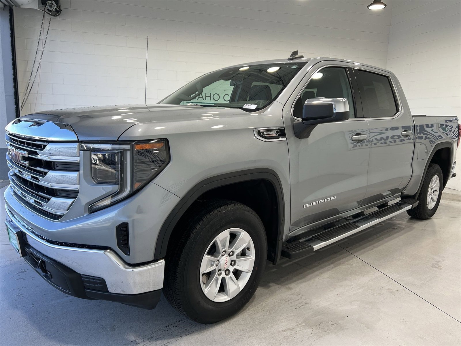 Used 2023 GMC Sierra 1500 SLE image 4