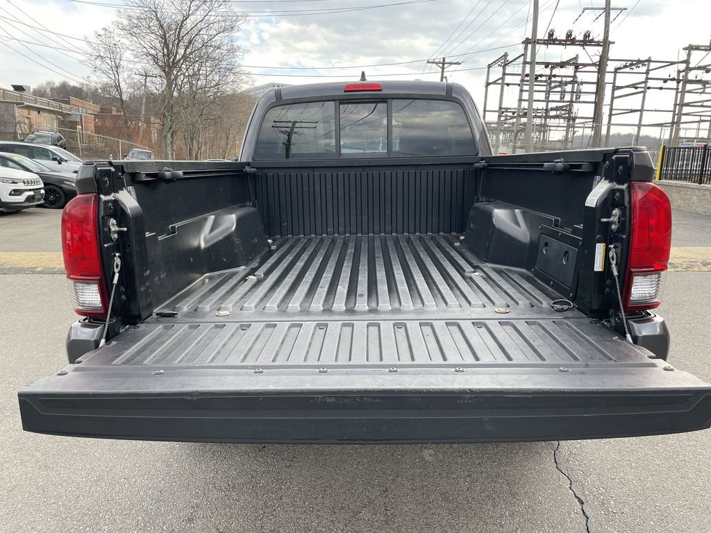 Certified 2020 Toyota Tacoma SR w/ SX Package AWD/4WD image 13